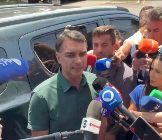 Flávio anuncia que votará a favor da PEC do fim da escala 6×1