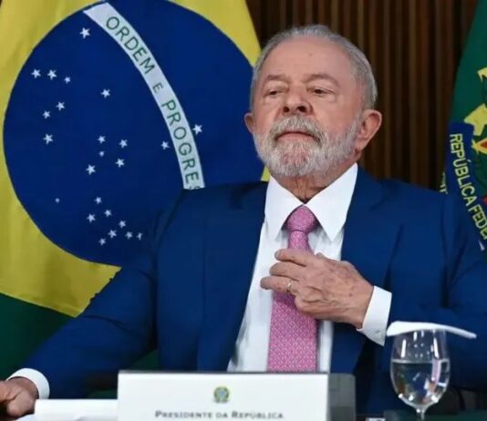 Imprensa estrangeira expõe rombo fiscal que Lula herda de si mesmo