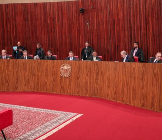 TSE decide derrubar posts falsos sobre Flávio e N. S. Aparecida
