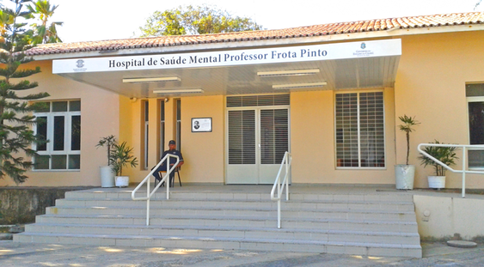 Denúncia: Direção do Hospital de Saúde Mental de Messejana vem coagindo funcionários para votarem no Lula.