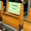 Foto mostra cadeira vazia reservada a Vorcaro em evento de Lula em Paris