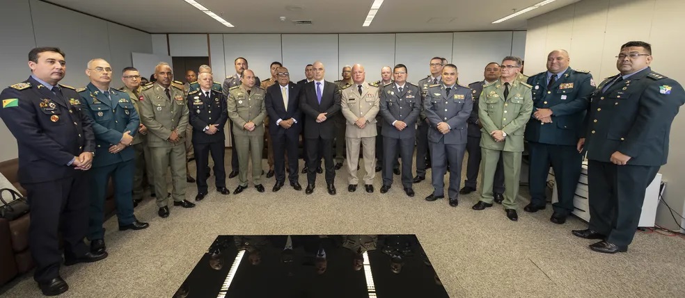 stf_e_militares